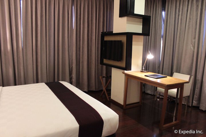 Room 10 of 110