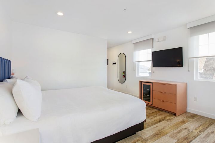 Standard Double Room (9 of 15)