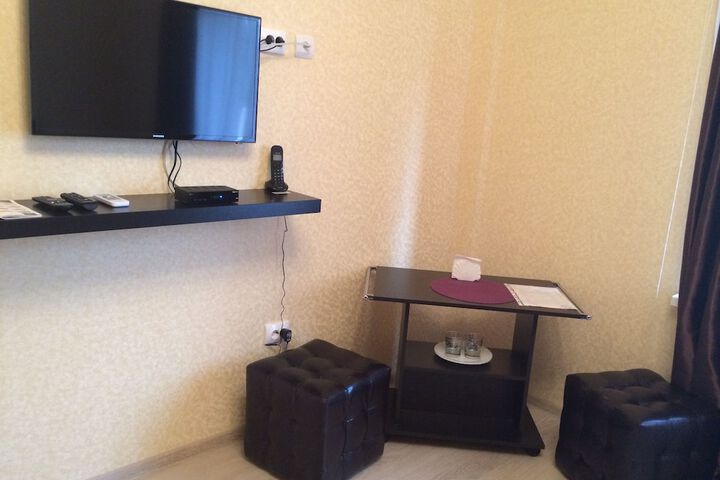 Room 7 of 17