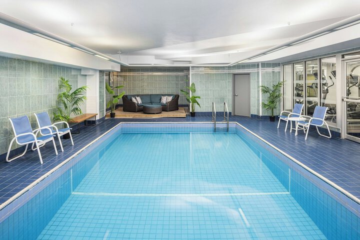 Pool 35 of 64