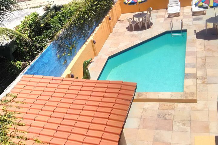 Hotel with Pool