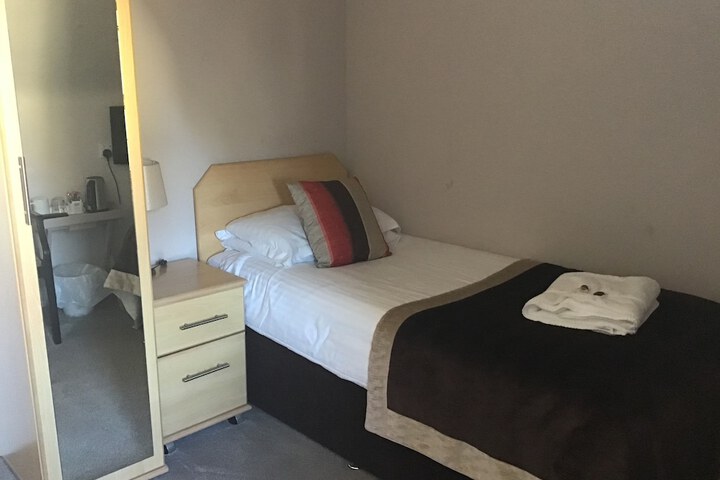 Room 37 of 57