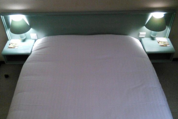 Room 15 of 54