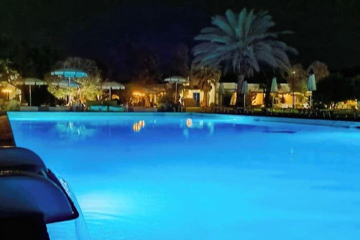 Pool 37 of 86