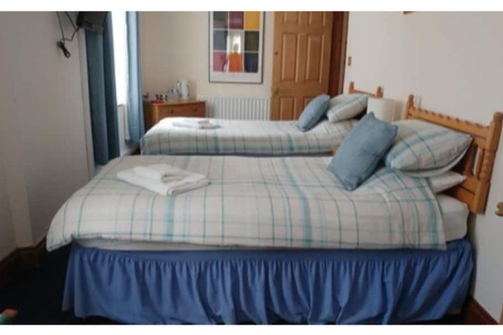Room 16 of 24