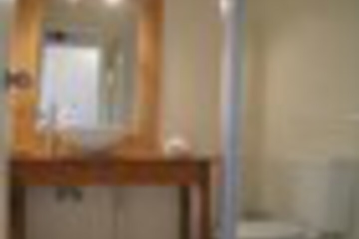 Room 80 of 111
