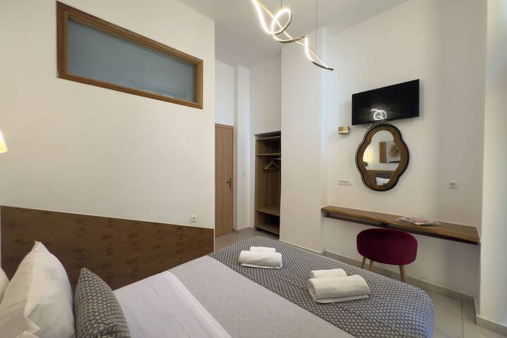 Room 58 of 132