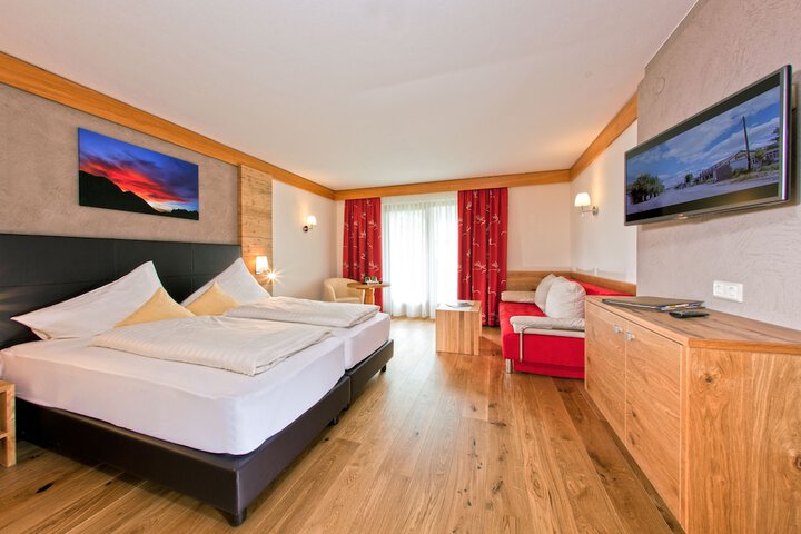 Room 5 of 111