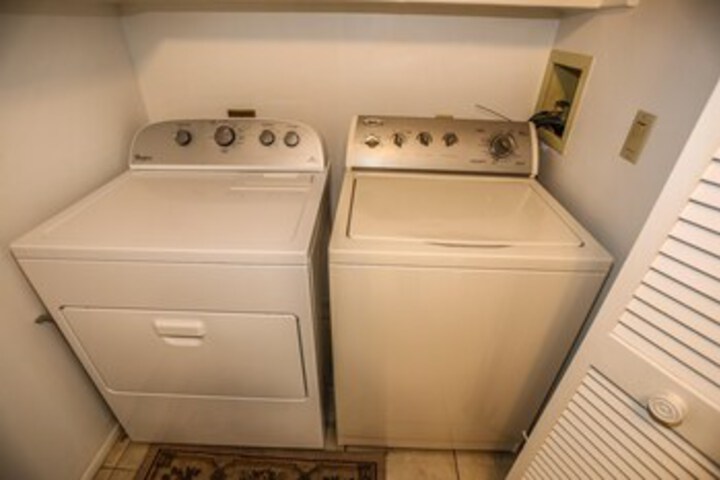 Laundry 23 of 77