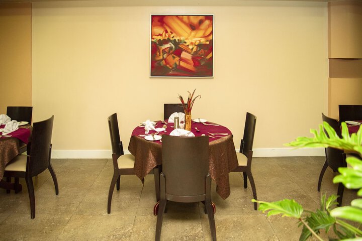 Dining 56 of 69