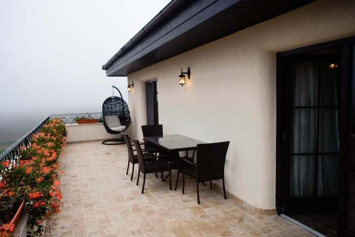 Terrace/Patio 6 of 13