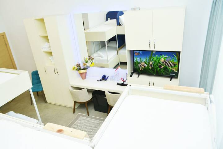 Room 74 of 115