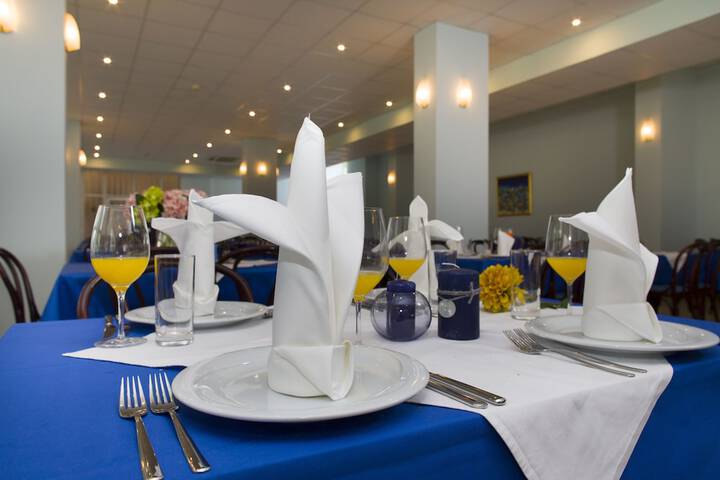 Dining Photos