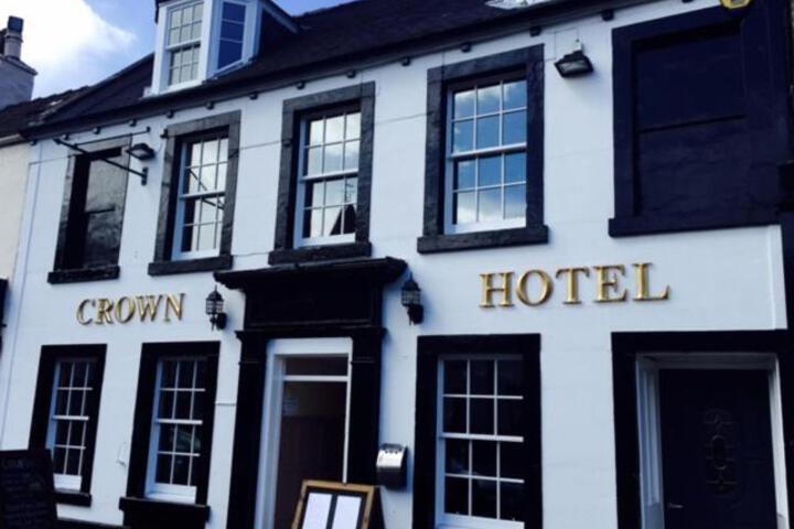The Crown Hotel