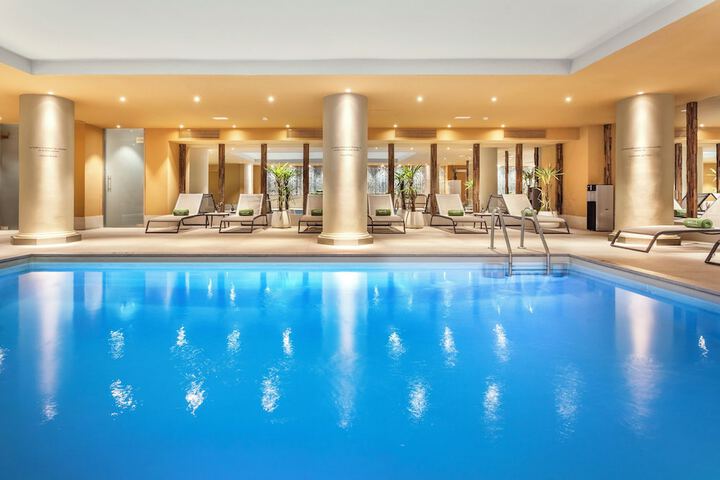 Pool 83 of 125