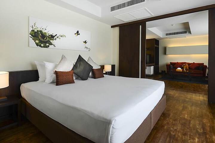 Room 19 of 61