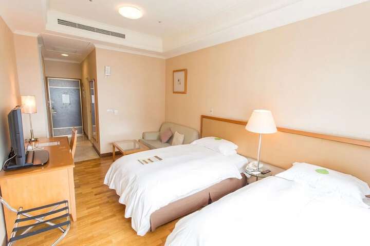 Room 19 of 23