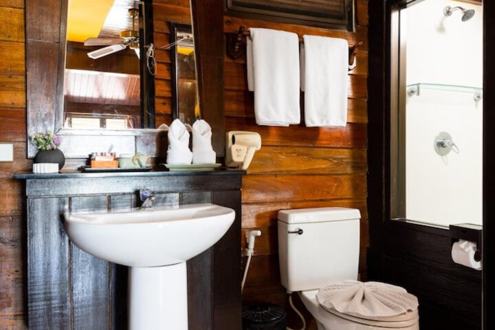 Clean Restrooms