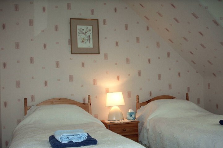 Room 3 of 5