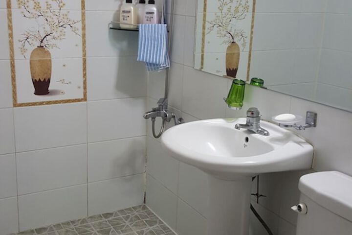 Room 20 of 24