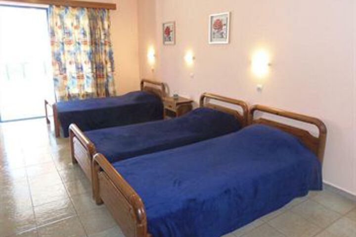 Room 14 of 21