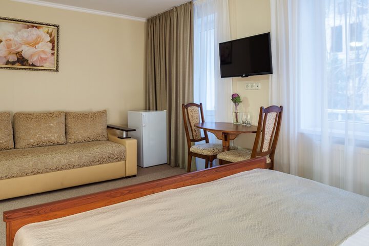 Room 5 of 75