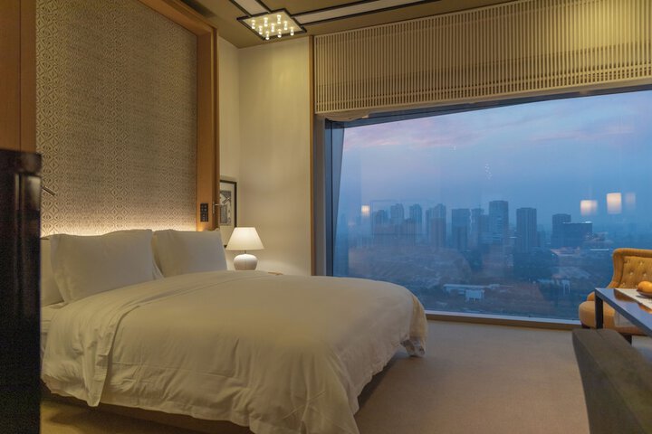 Room 19 of 91