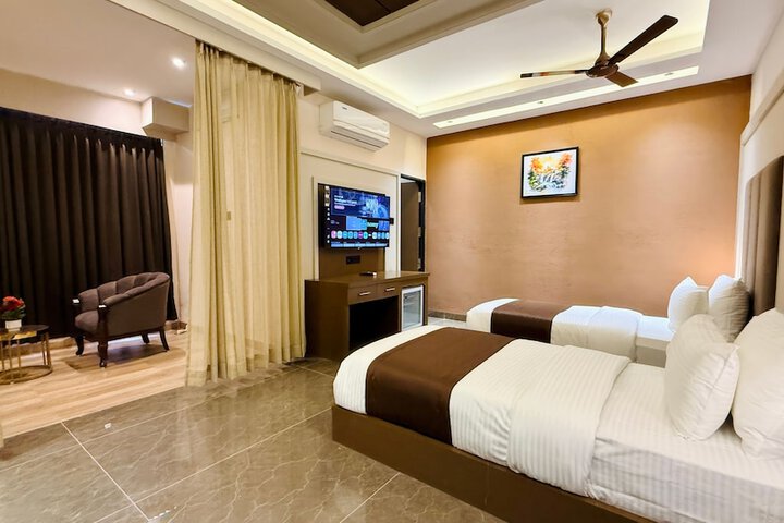 Room 35 of 124
