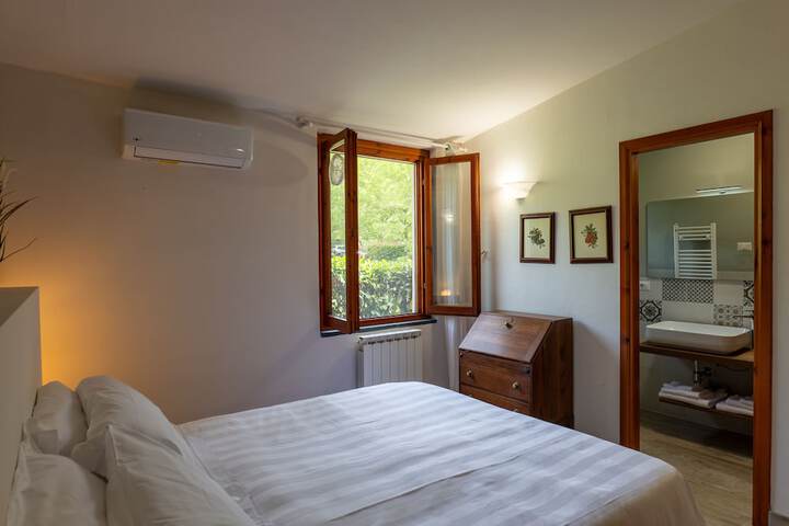 Room 35 of 99