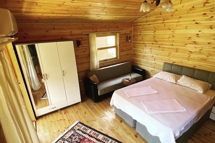 Room 51 of 84