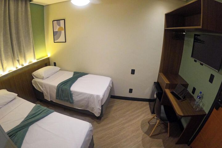 Room 15 of 57