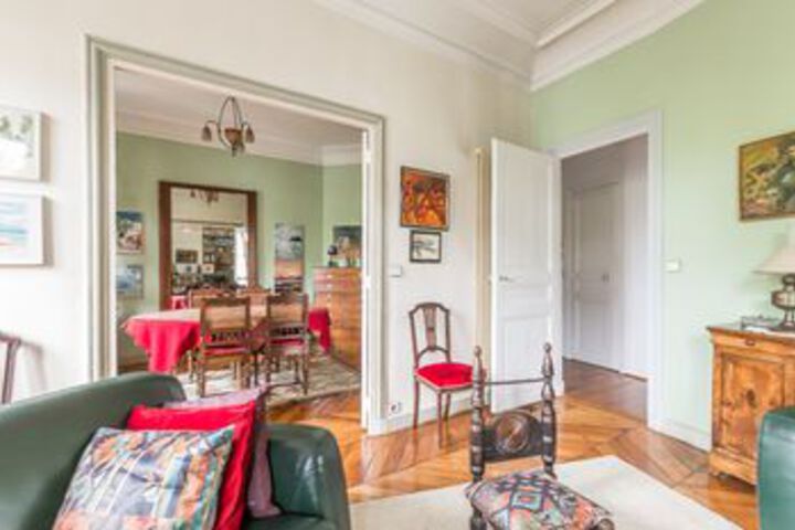 Room 70 of 170