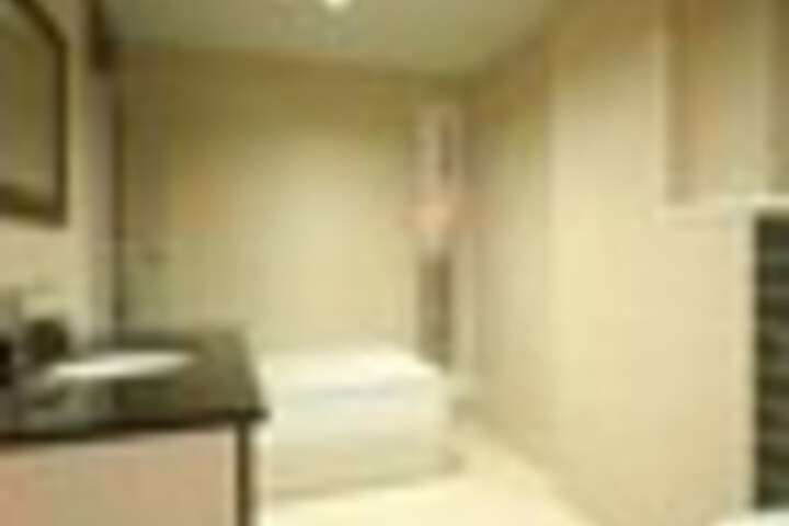 Room 41 of 96