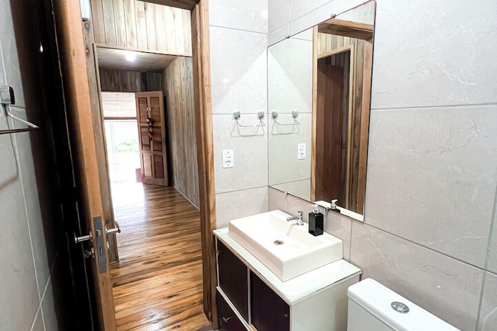 Room 40 of 47