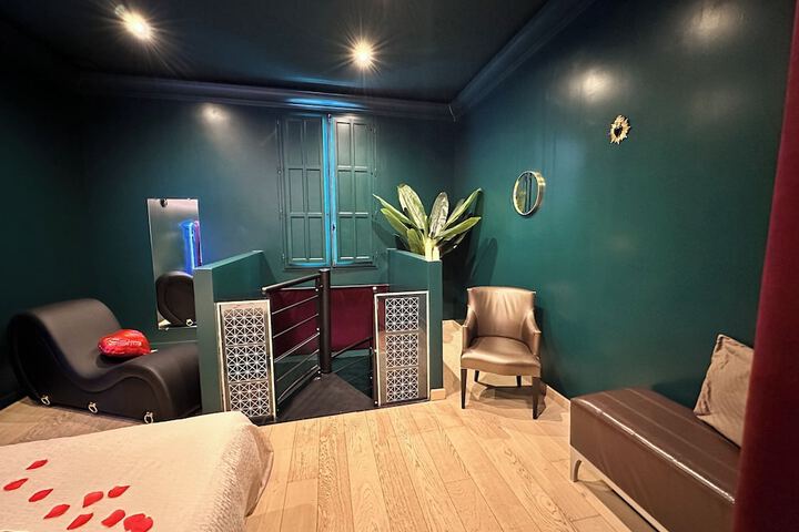 Room 15 of 51