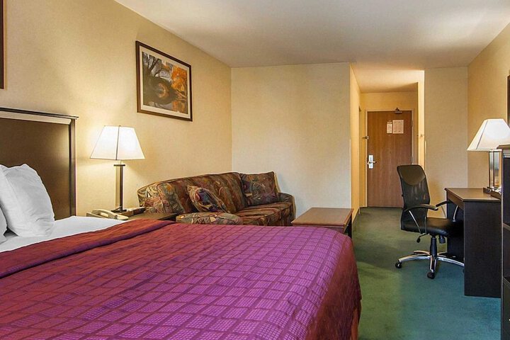 Room 21 of 107