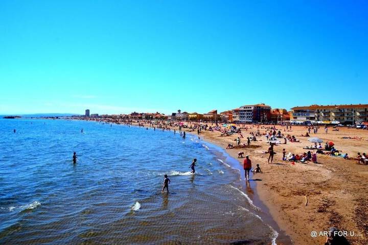 Beach 33 of 37