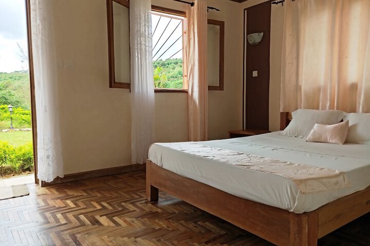 Room 13 of 14