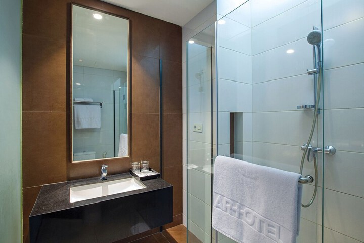 Room 21 of 45