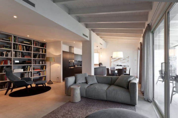 Room 100 of 156