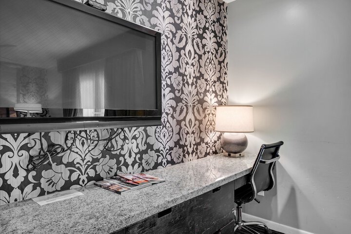 In-room business center