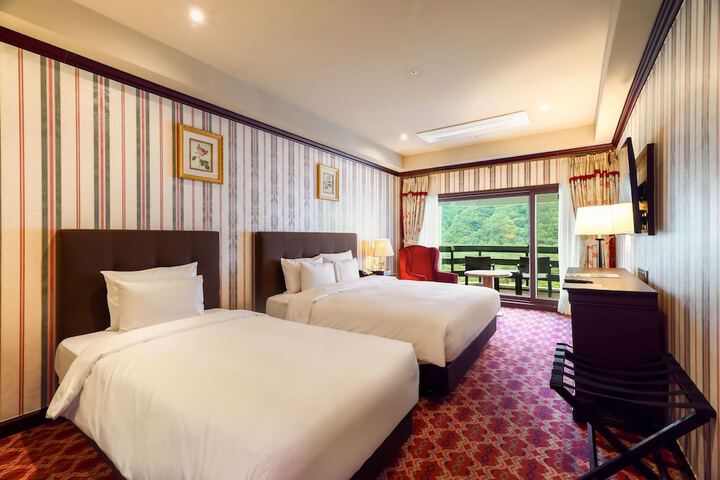 Room 21 of 69