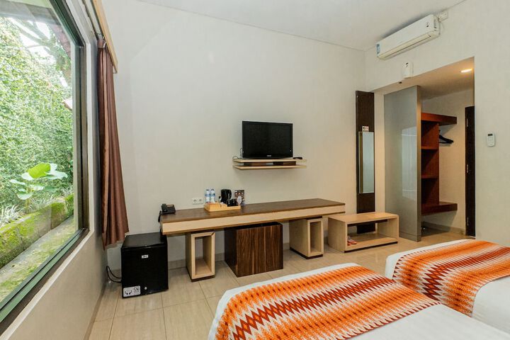 Room 14 of 111