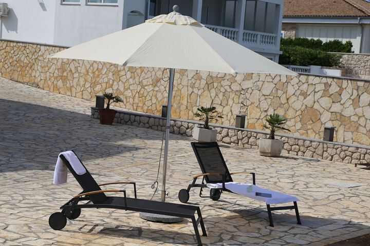 Sundeck