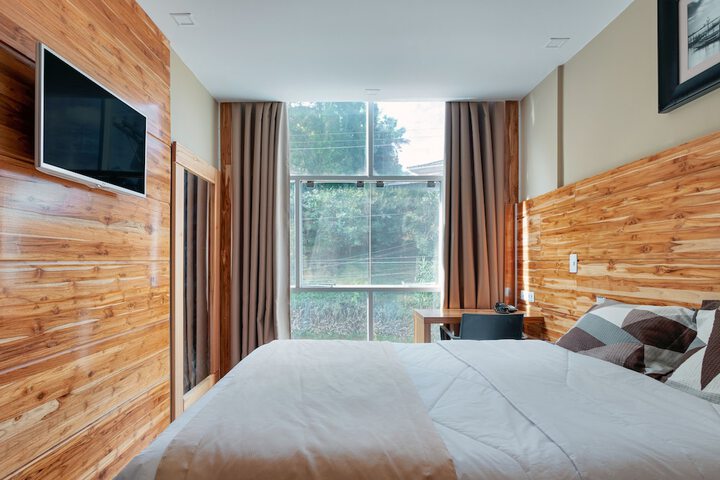 Room 18 of 88
