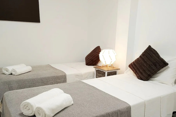 Room 5 of 21