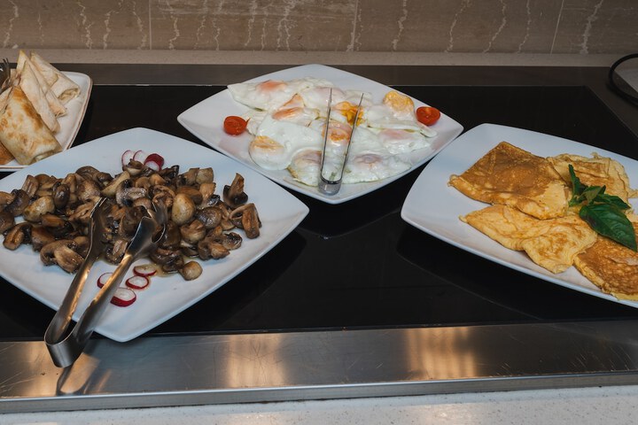Dining 179 of 198