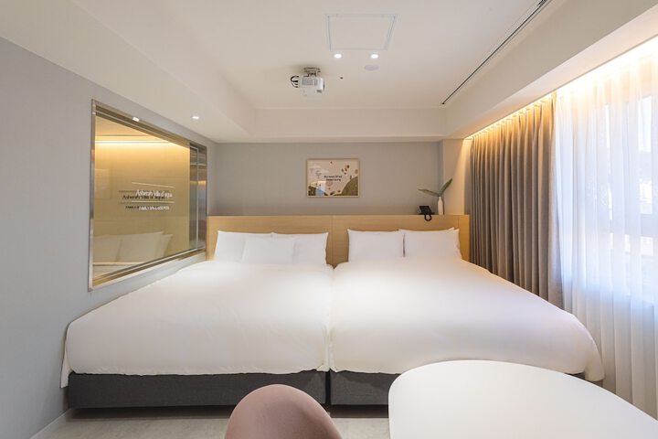 Room 25 of 71