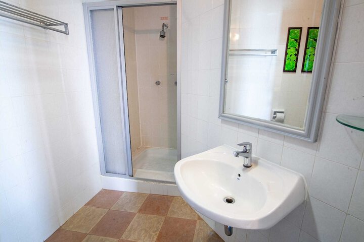 Room 428 of 650