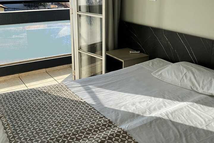 Room 2 of 29